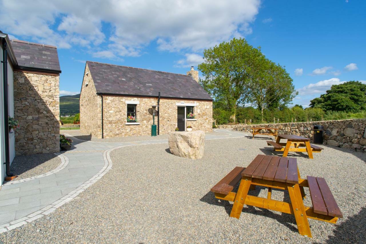 فندق نيوريفي  Bluebell Lane Glamping المظهر الخارجي الصورة